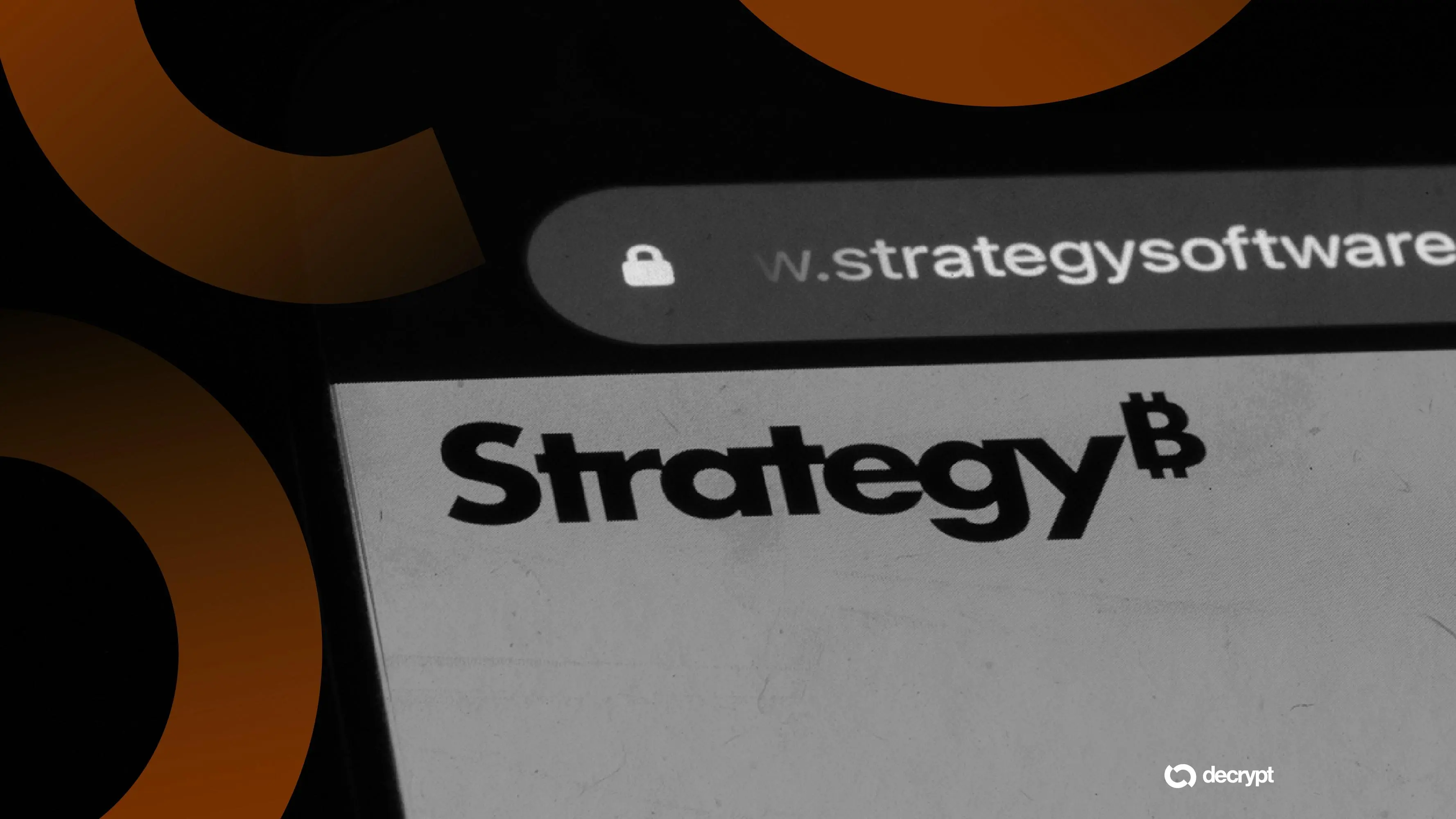 strategy-sells-216m-in-bitcoin-for-dividends-under-btc-monetization-program