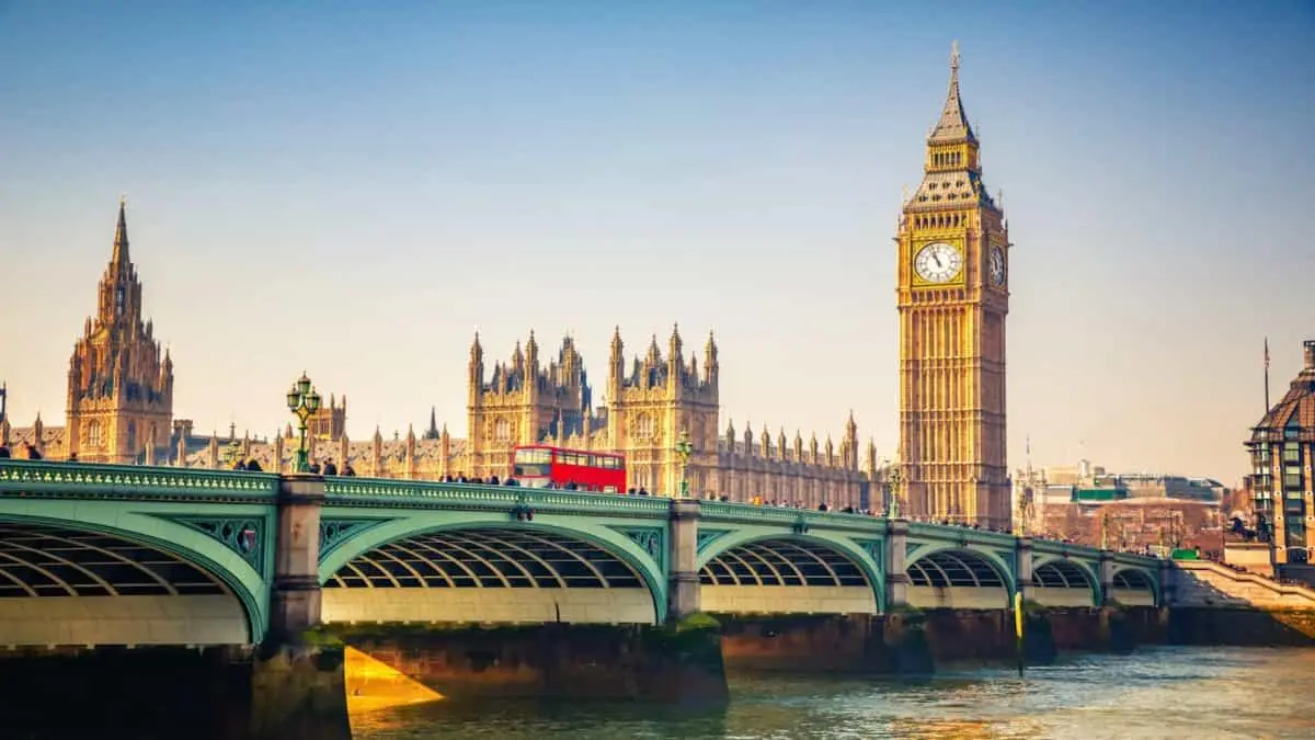 nigel-farage-to-quit-uk-parliament-seek-new-mandate-amid-probes-into-crypto-linked-gifts