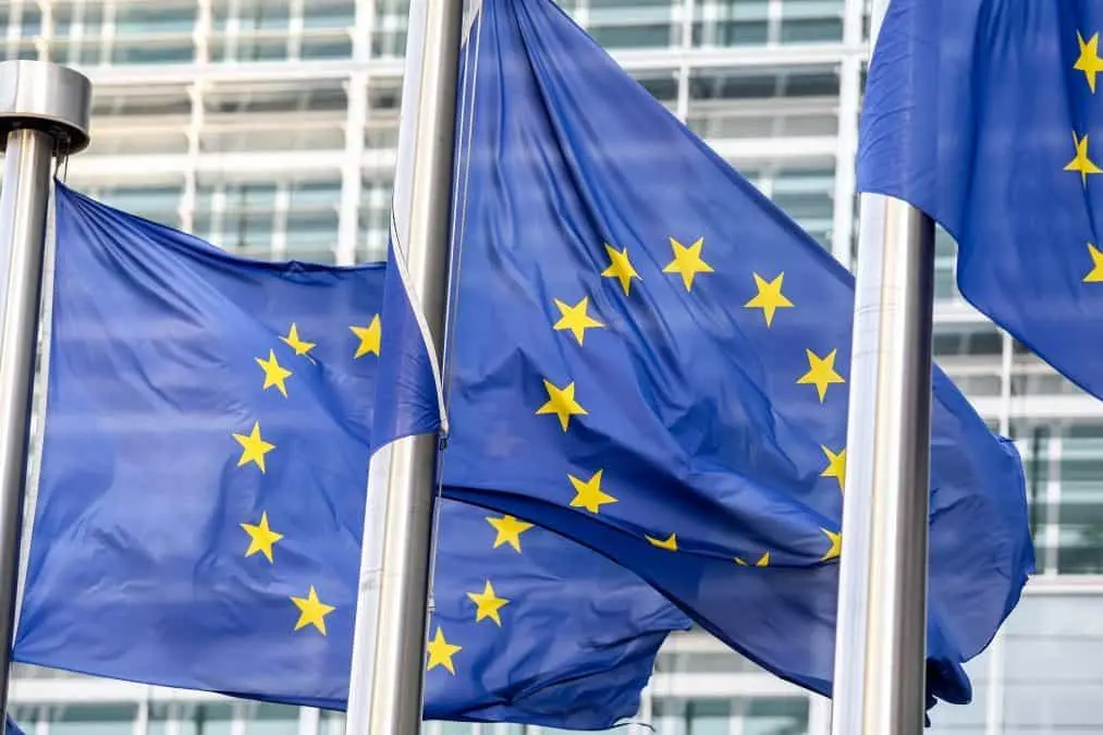 eu-watchdogs-warn-crypto-scams-mica